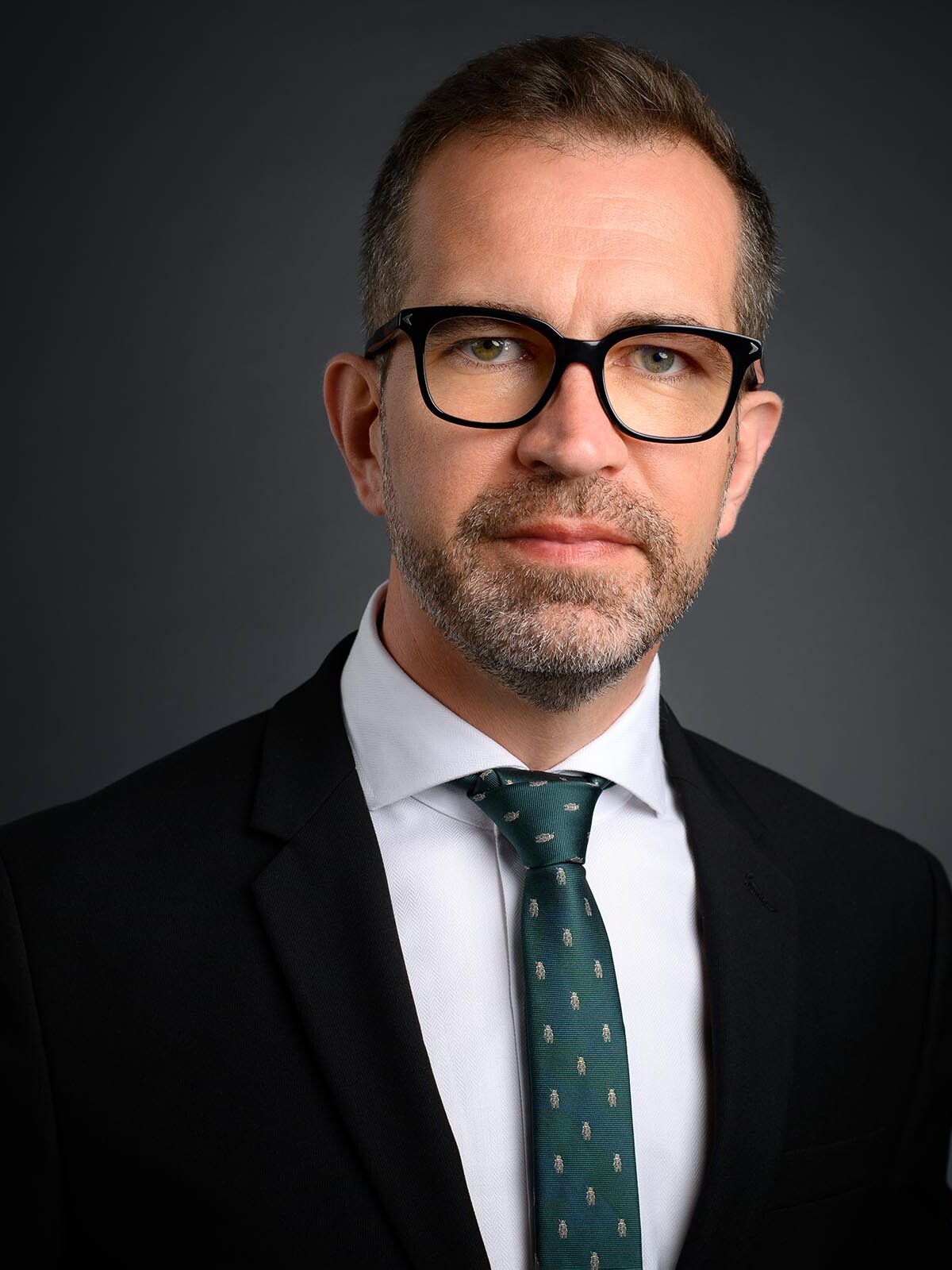 Adrian Andrunachi, fondator THE SHIFT, trainer și consultant în management strategic și vânzări.